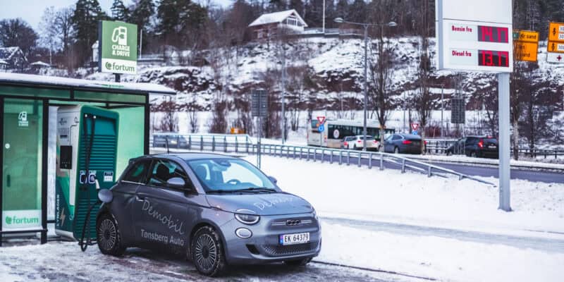 Fordeler og ulemper med elbil i Norge